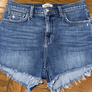 L'AGENCE Women's Mid Rise Cut Off Denim Shorts Medium Wash Distressed 25 3"